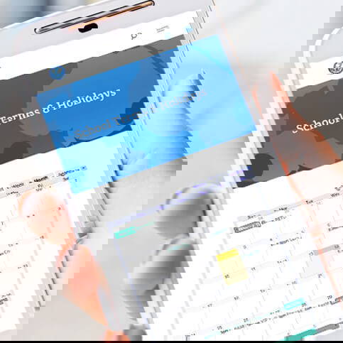 HUCKLOW website