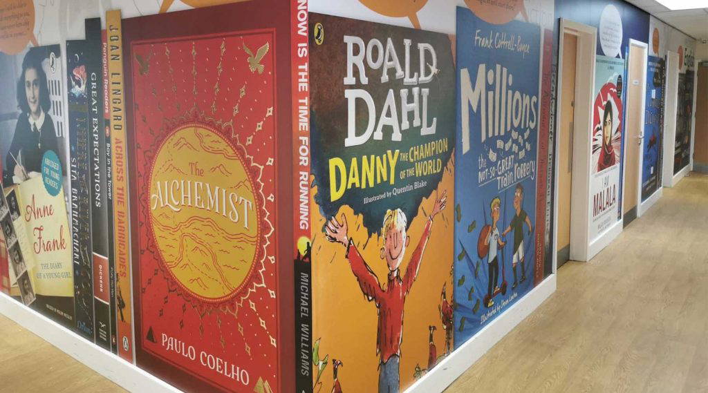 Sir Christopher Hatton Case Study: English Corridor Mural - Design For ...